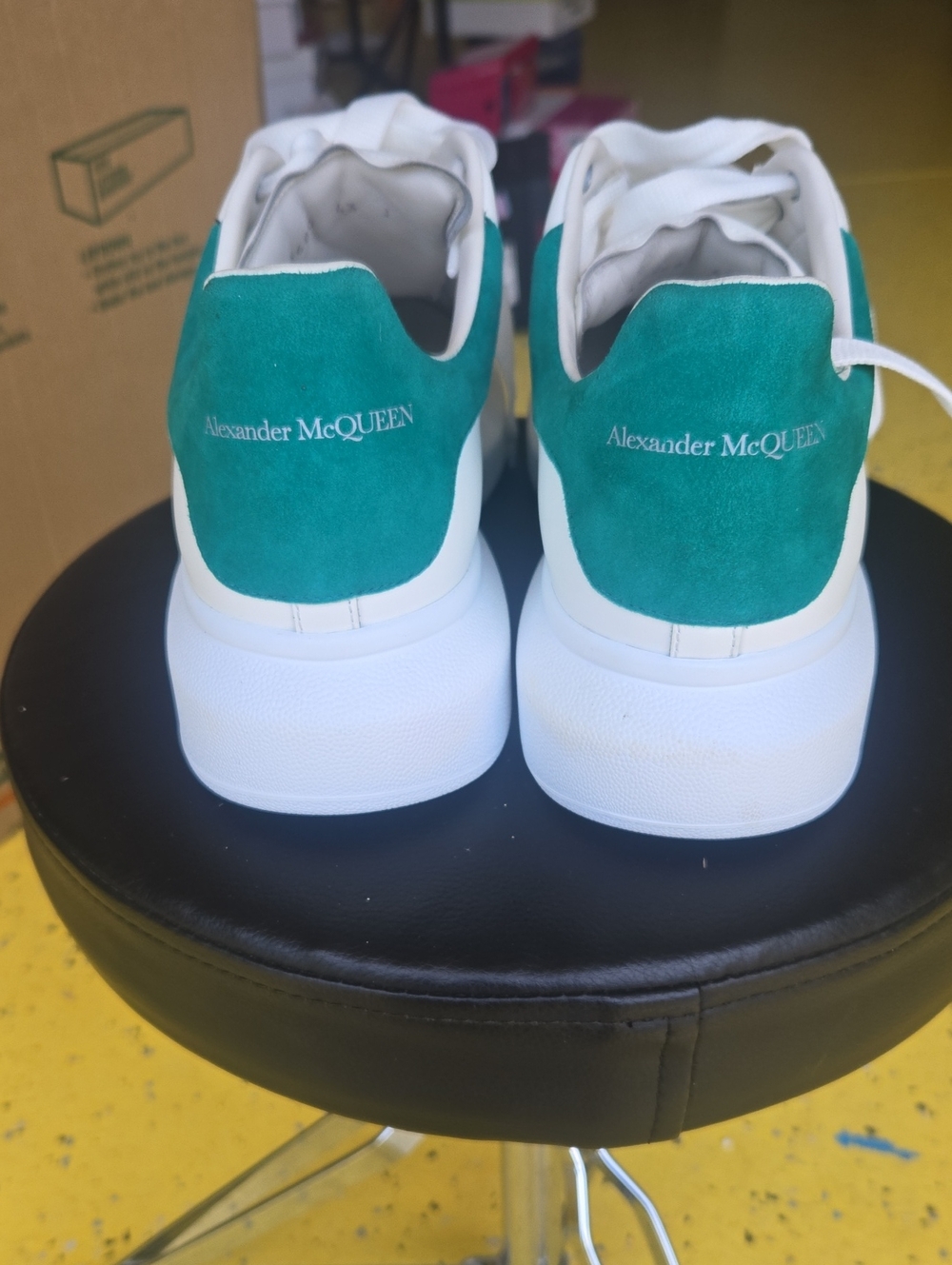 Alexander McQueen White Sneakers with Green Heel - Picture 3 of 5